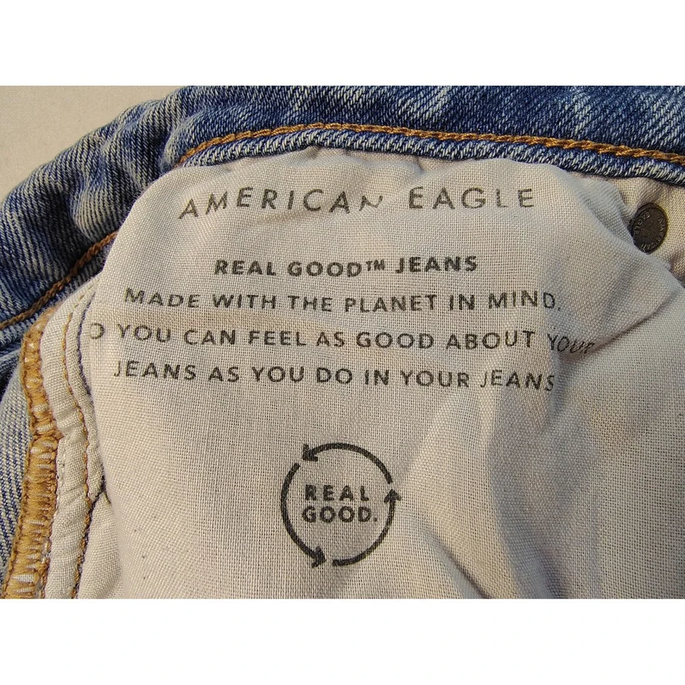 American Eagle Distressed Mom Jeans Lght Wash Y2K Boho Retro Style Sz 00 Short‎